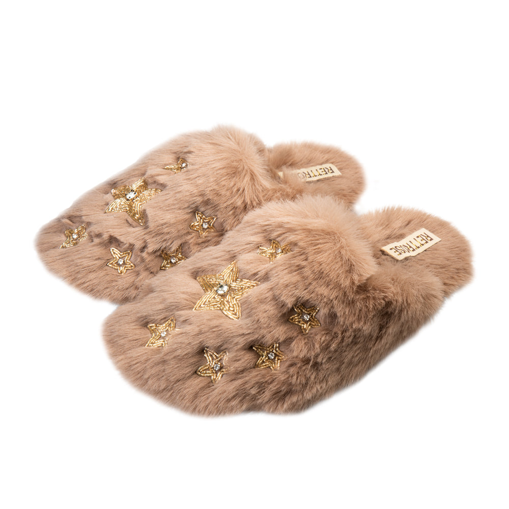 RETTROSE Saylor Women’s Beige Luxury Faux Fur Slippers – Handmade Plush Indoor Slides with Diamanté Star Embellishment